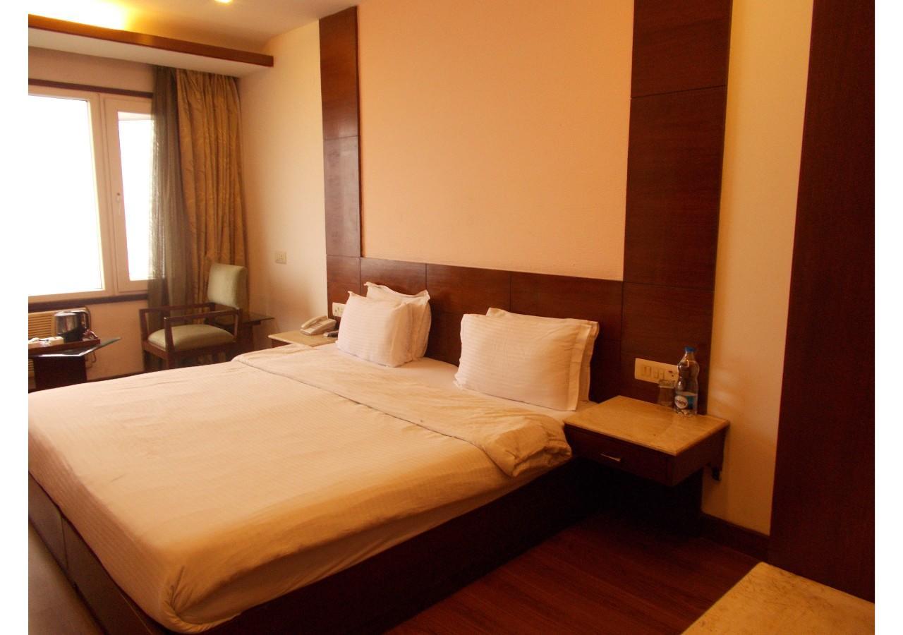The Imperial Square Otel Mussoorie Dış mekan fotoğraf
