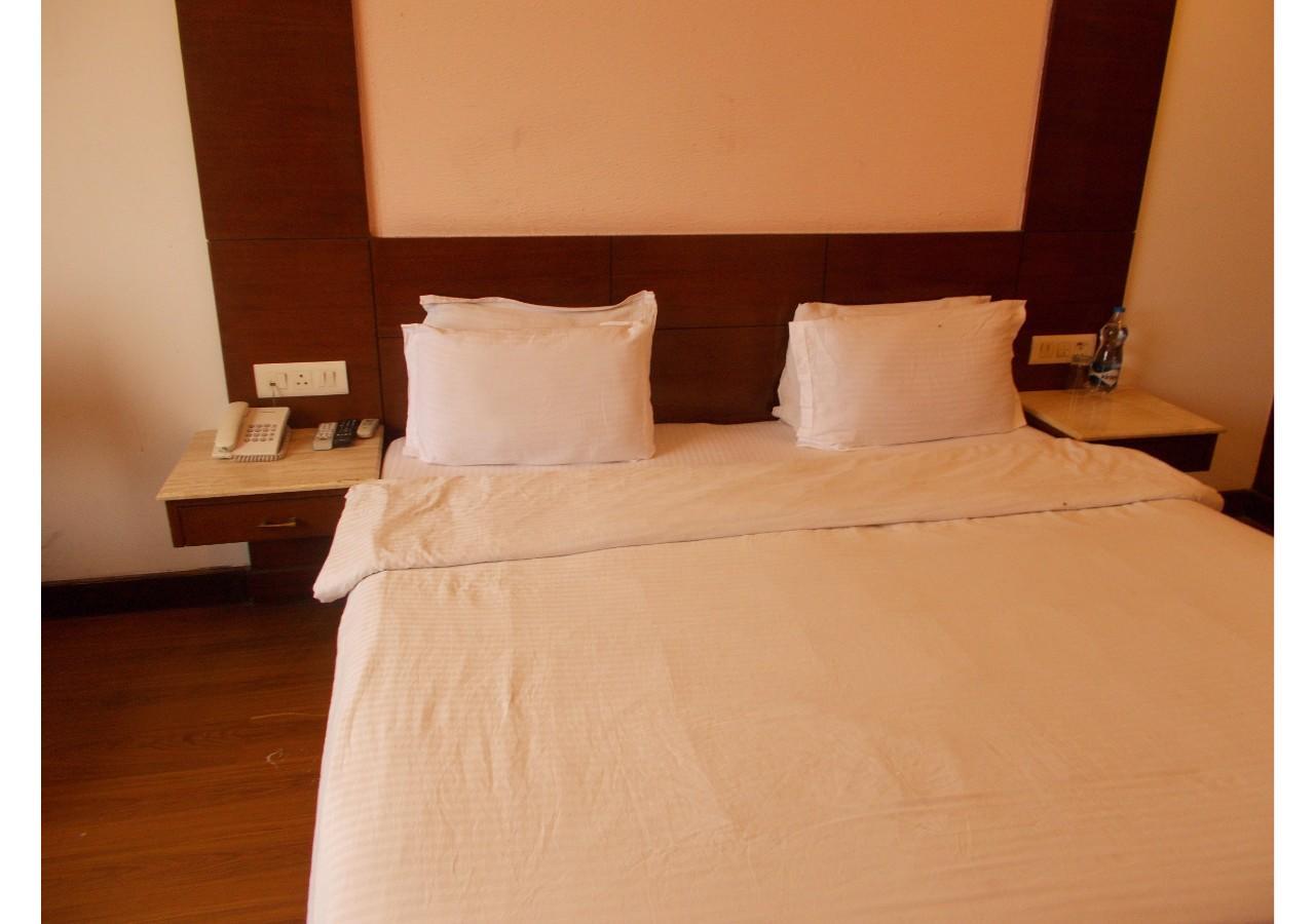 The Imperial Square Otel Mussoorie Dış mekan fotoğraf